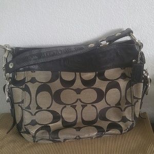 Shoulder purse